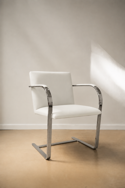 SILLA BRNO CUERO