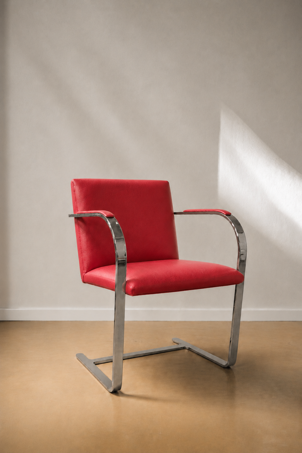 SILLA BRNO CUERO