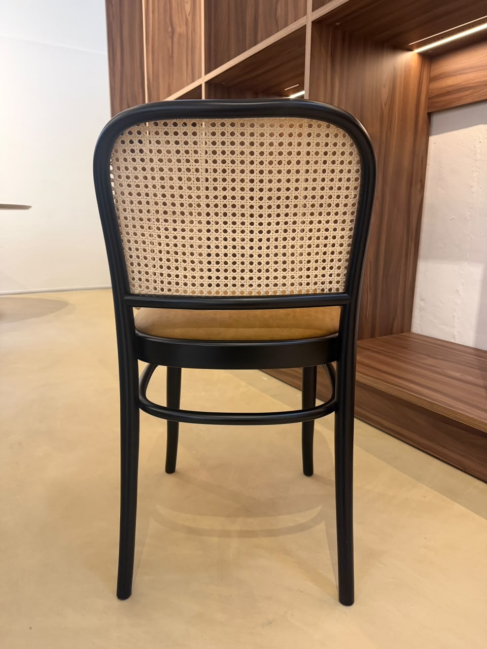 SILLA THONET NRO 811